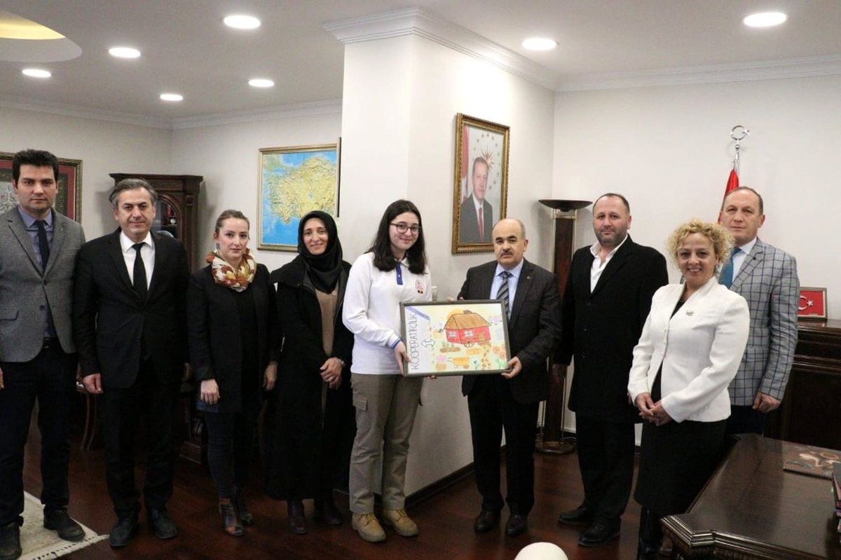 Vali Dağlı Düzce birincisini ödüllendirdi