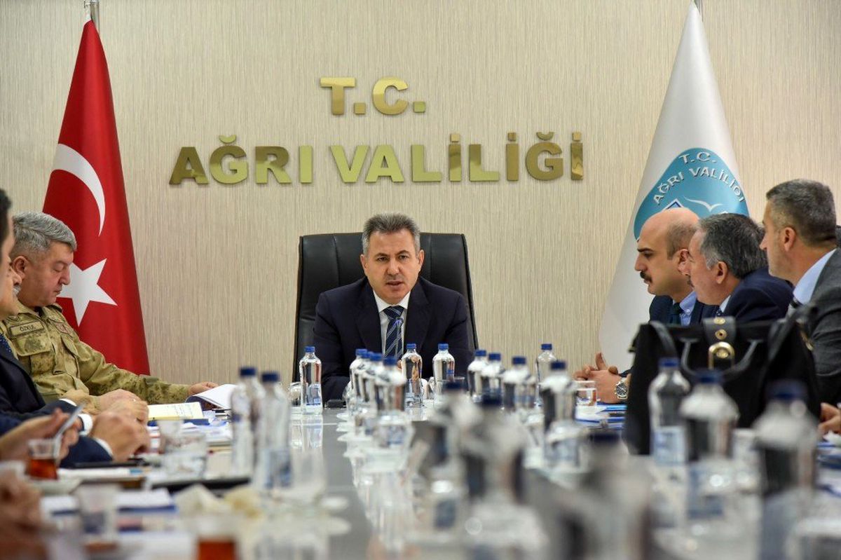 Ağrı\'da Bağımlılıkla Mücadele İl Değerlendirme Toplantısı Yapıldı