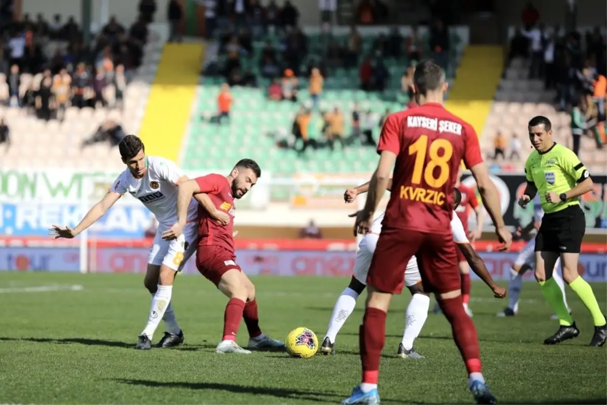 Alanyaspor ligin ikinci yarısına bol golle başladı