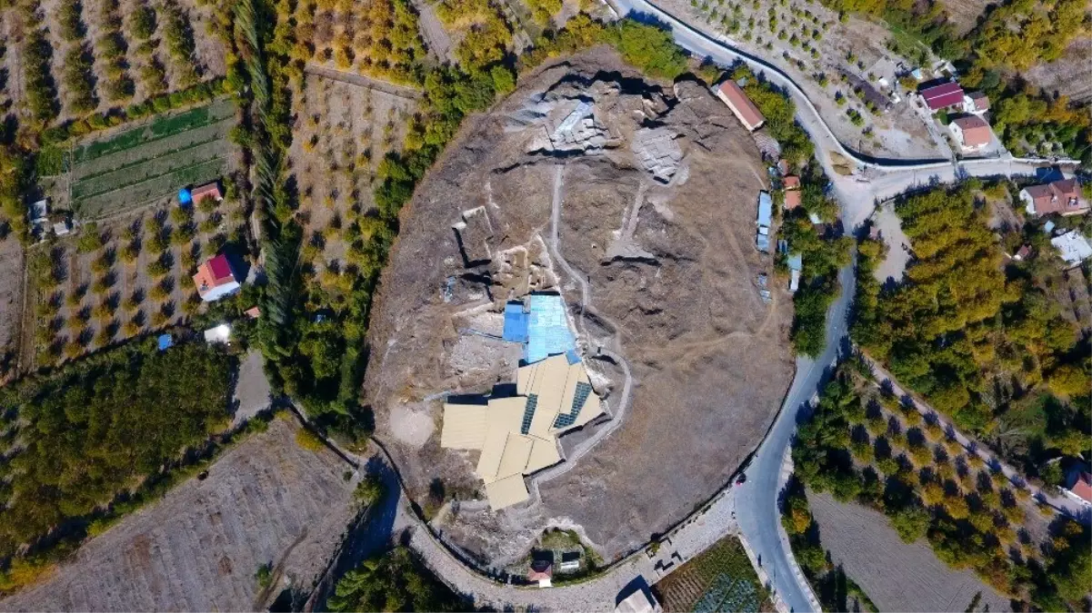 Arslantepe Höyüğü\'nde 2019\'da da önemli kalıntılar gün yüzüne çıktı