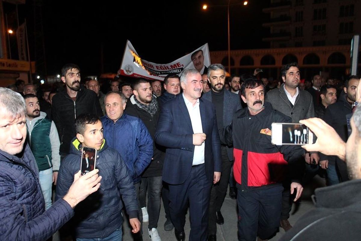 Başkan Turanlı\'ya sürpriz karşılama