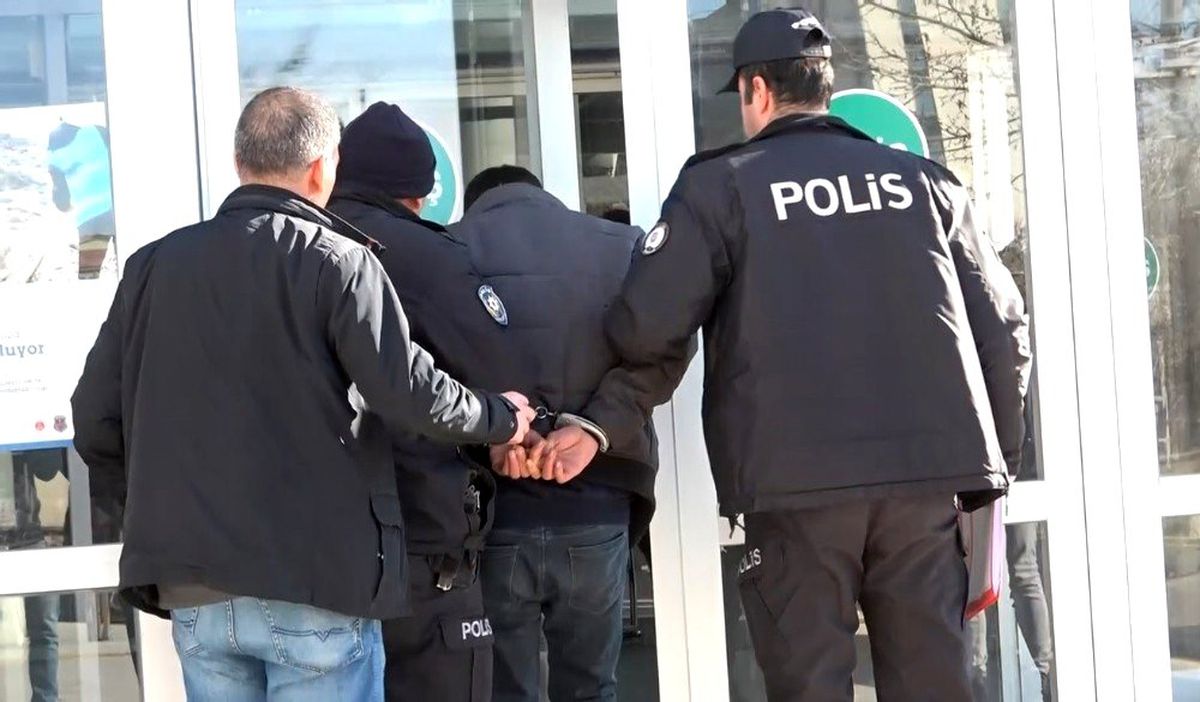 Elazığ\'da hırsızlık şüphelisi 2 şahıs yakalandı