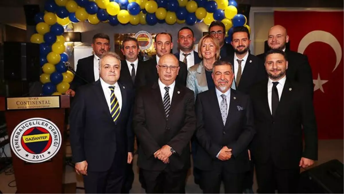 Fenerbahçe yöneticileri, Gaziantepli kongre üyeleriyle buluştu