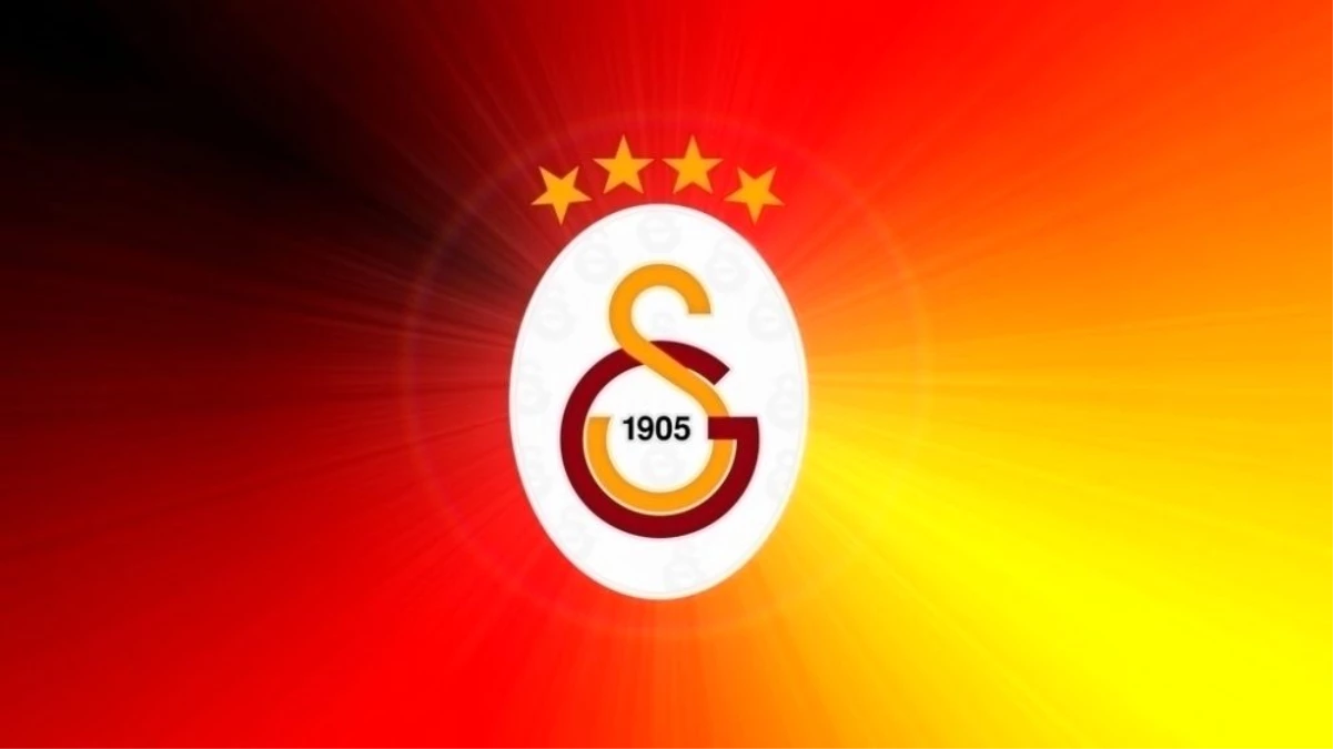 Galatasaray\'da yeni üyeler beratlarını aldı