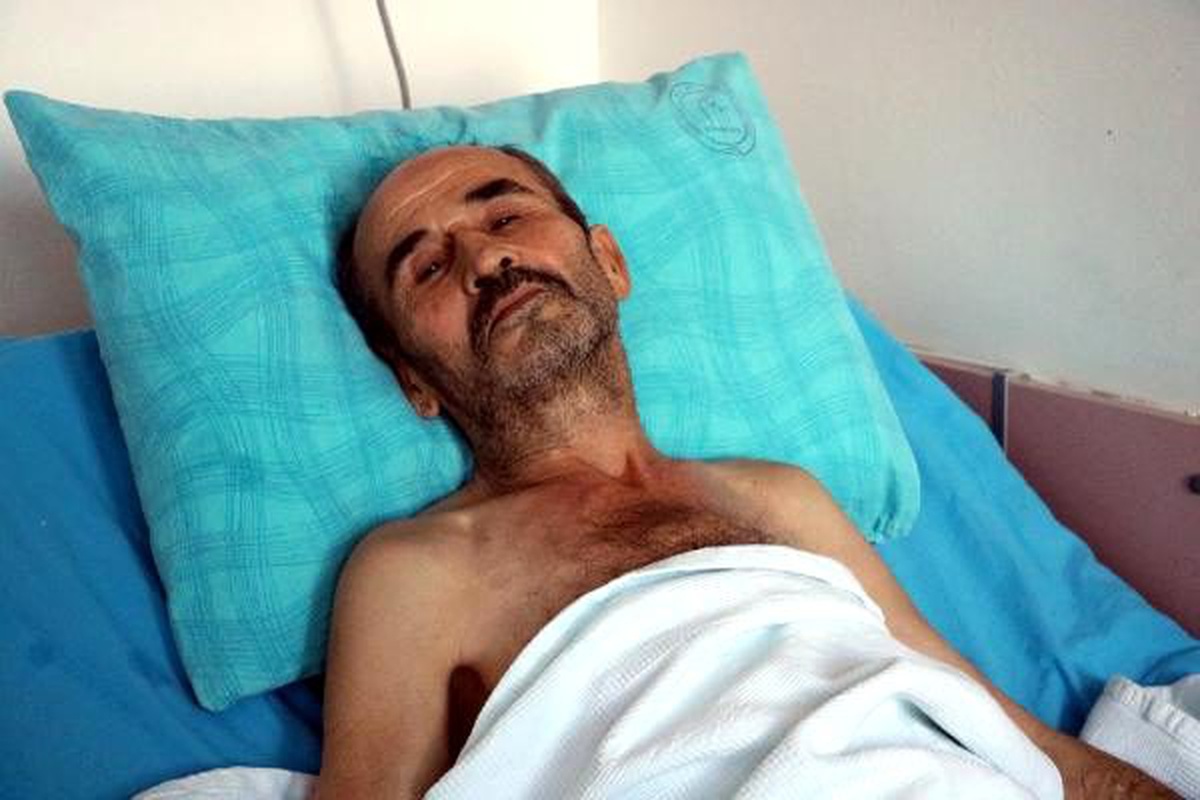 Karın ağrısıyla hastaneye gitti, karnından 11 kiloluk kitle çıkarıldı