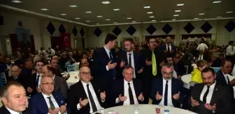 Manisa'daki MHP kadroları vefa yemeğinde buluştu