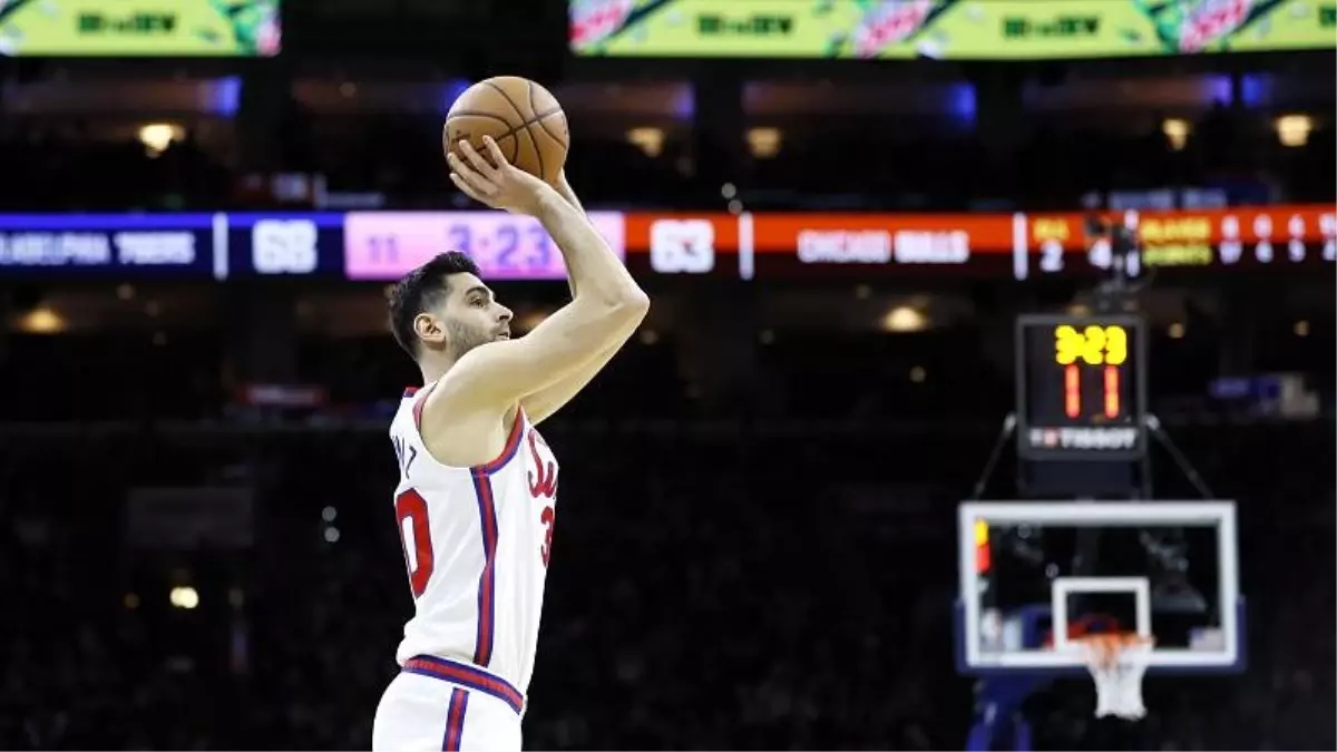 NBA\'de 76ers\'ı galibiyete taşıyan Furkan Korkmaz kariyer rekoru kırdı