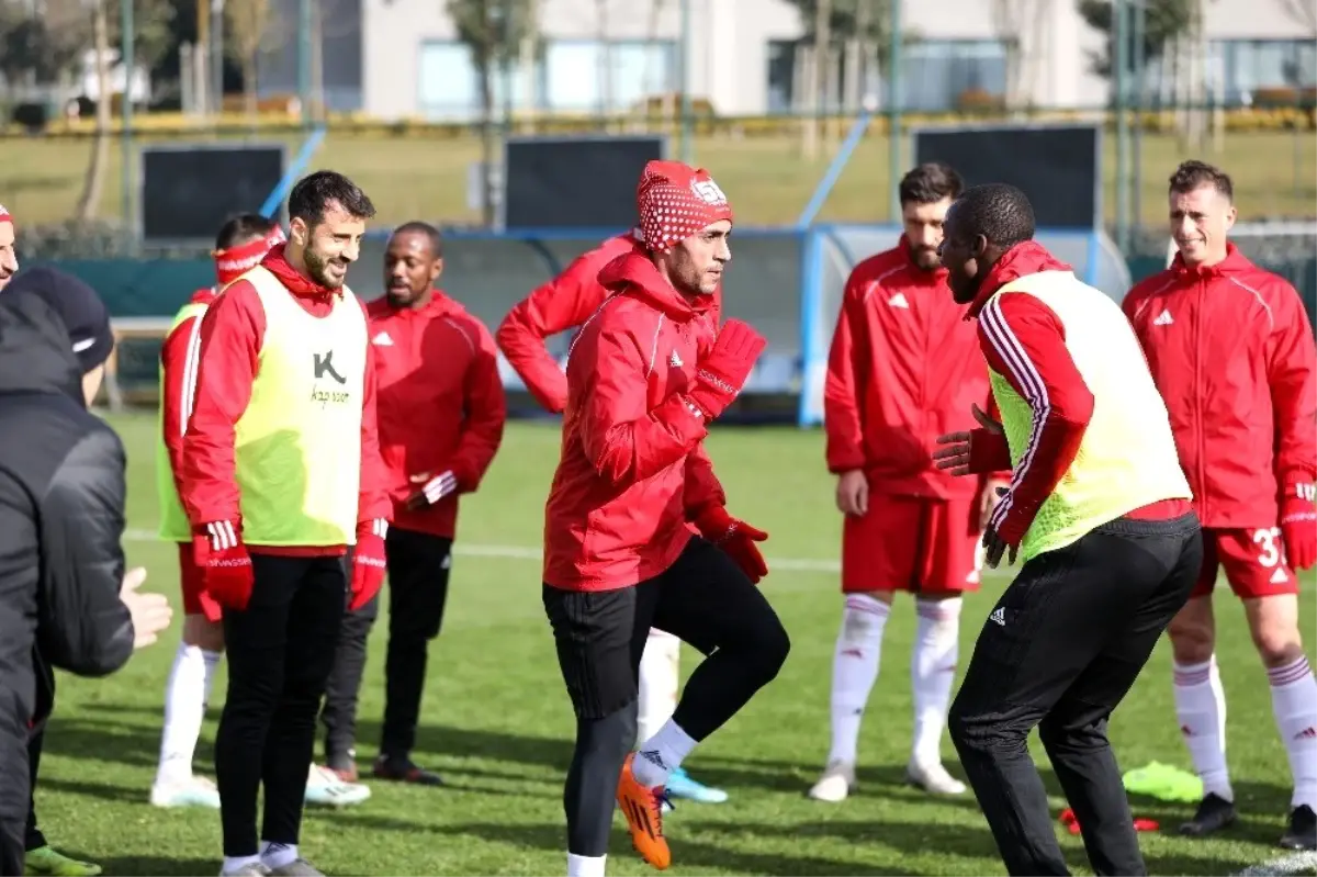 Sivasspor\'da neşeli idman