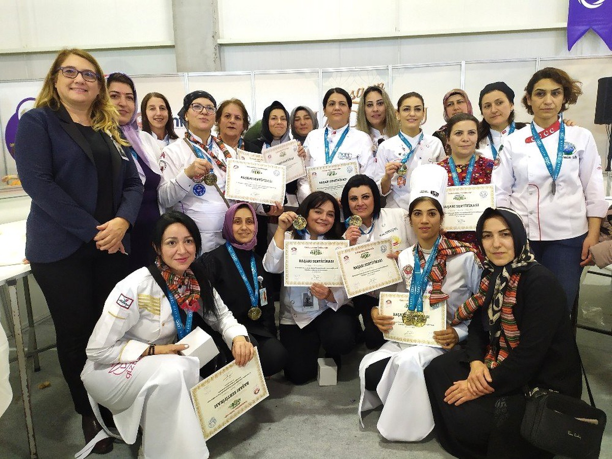 TAFED "Yaşasın Anadolu" temasıyla Antalya\'ya damgasını vurdu