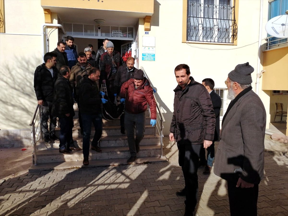 Tartıştığı üvey ağabeyini tüfekle vurarak öldürdü