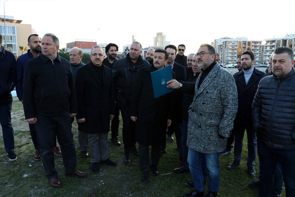 AK Partili Dağ\'dan spor altyapı tesisi yapılması planlanan arazide inceleme