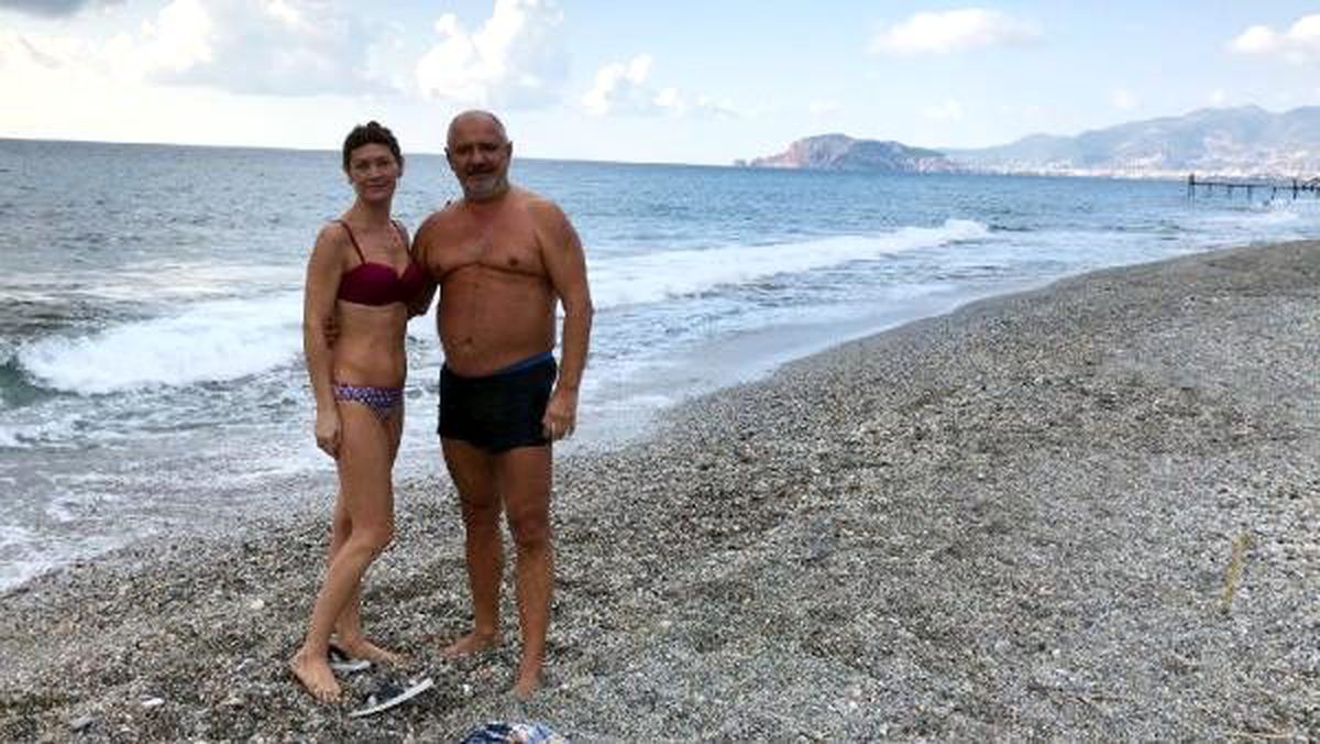 Alanya\'da Ruslar denize girdi