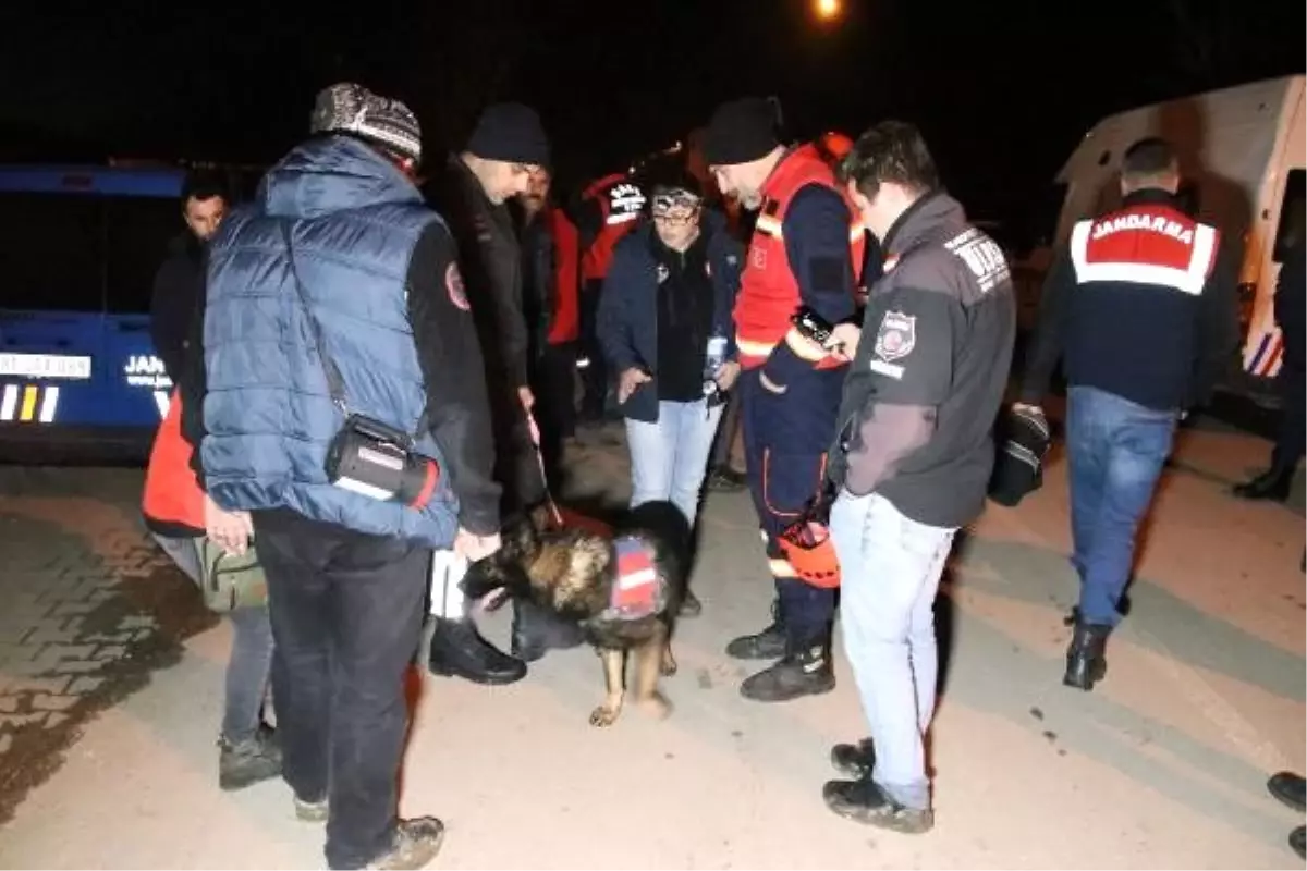 Arama kurtarma ekipleri yaşlı adam için seferber oldu