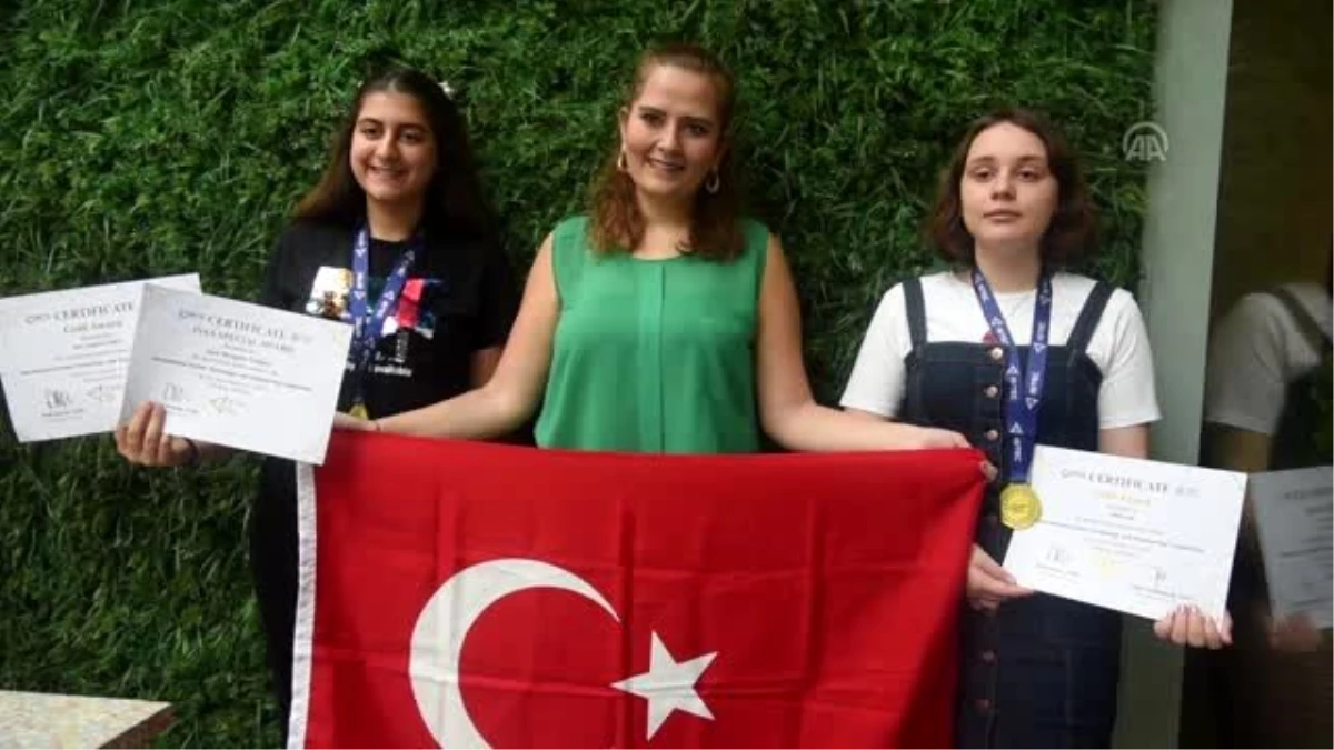 Endonezya\'da Türk öğrencilere uluslararası bilim yarışmasında 2 altın madalya