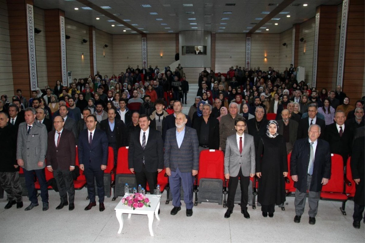 Erzincan\'da "Bürokrat Kürsüsü Şiir Şöleni" programı düzenlendi