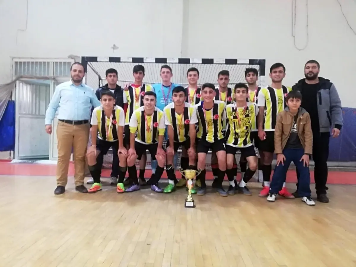 Futsalda birinciler belli oldu