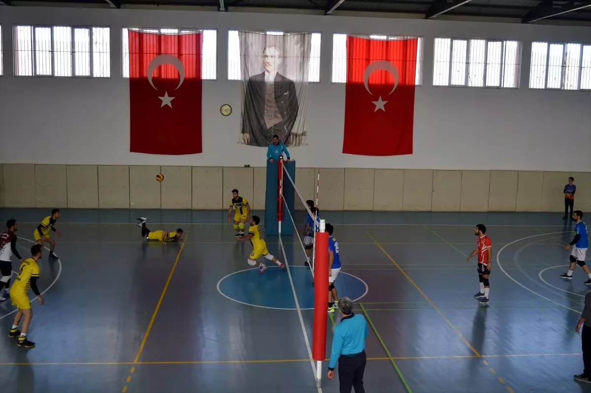 Voleybol Bölgesel Lig finallleri Adıyaman\'da yapıldı