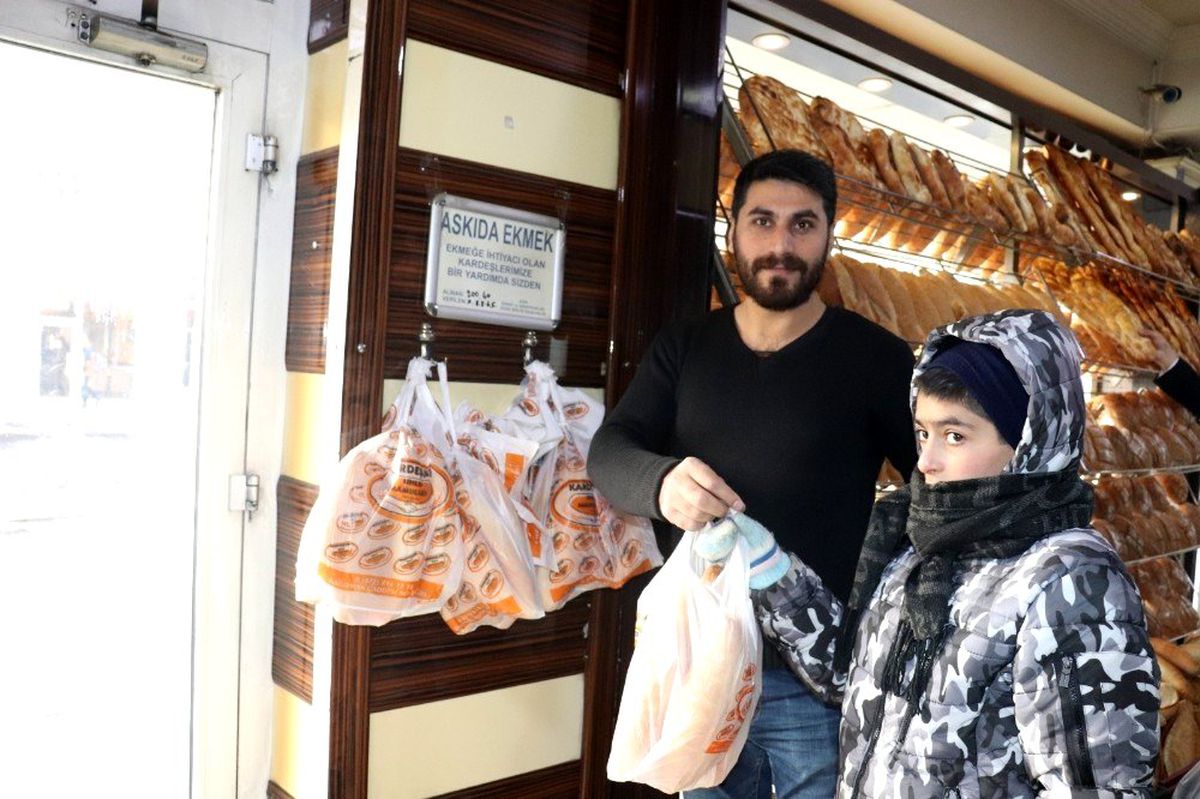 200 ekmek her gün askıda