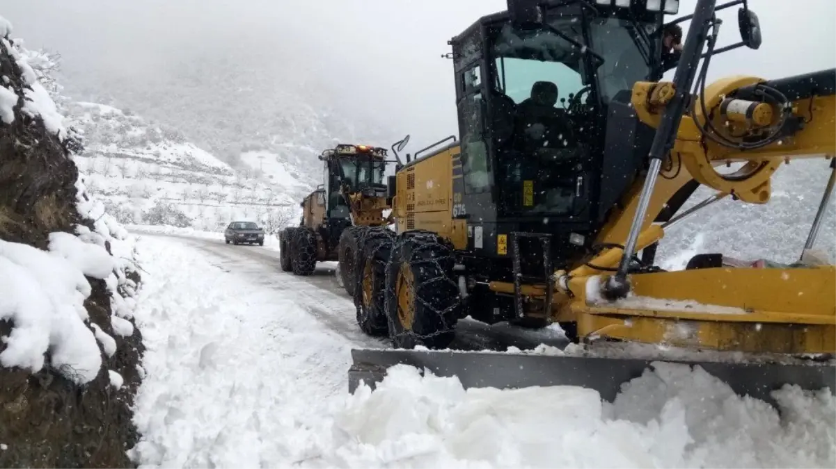 Amasya\'da 84 köy yolu ulaşıma kapandı