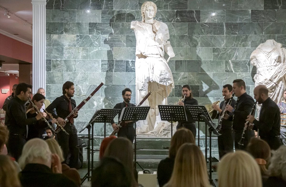 Antalya Devlet Opera ve Balesinden müzede "Nefesli Serenatlar" konseri