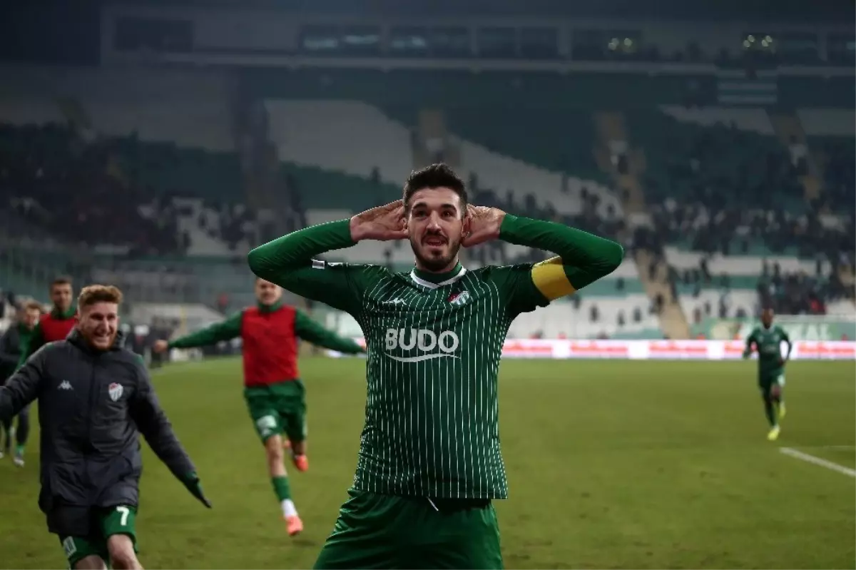 Bursaspor\'dan 15 puanlık galibiyet