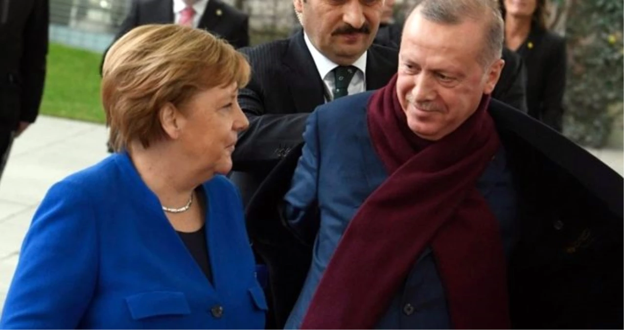 Erdoğan-Merkel buluşmasına damga vuran "Palto" diyaloğu