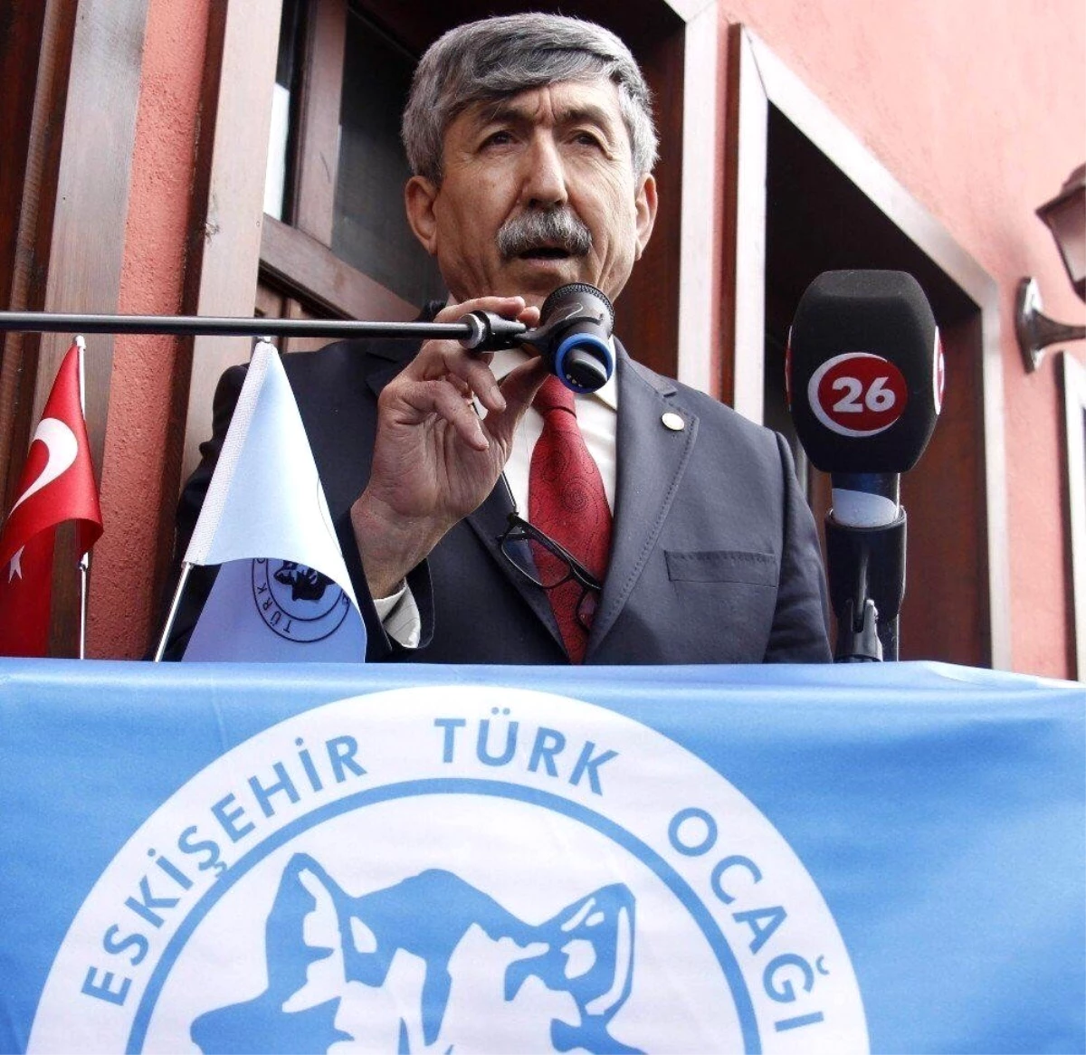 Eskişehir Türk Ocağı Başkanı Prof. Dr. Nedim Ünal\'ın \'20 Yanvar Katliamı\' mesajı