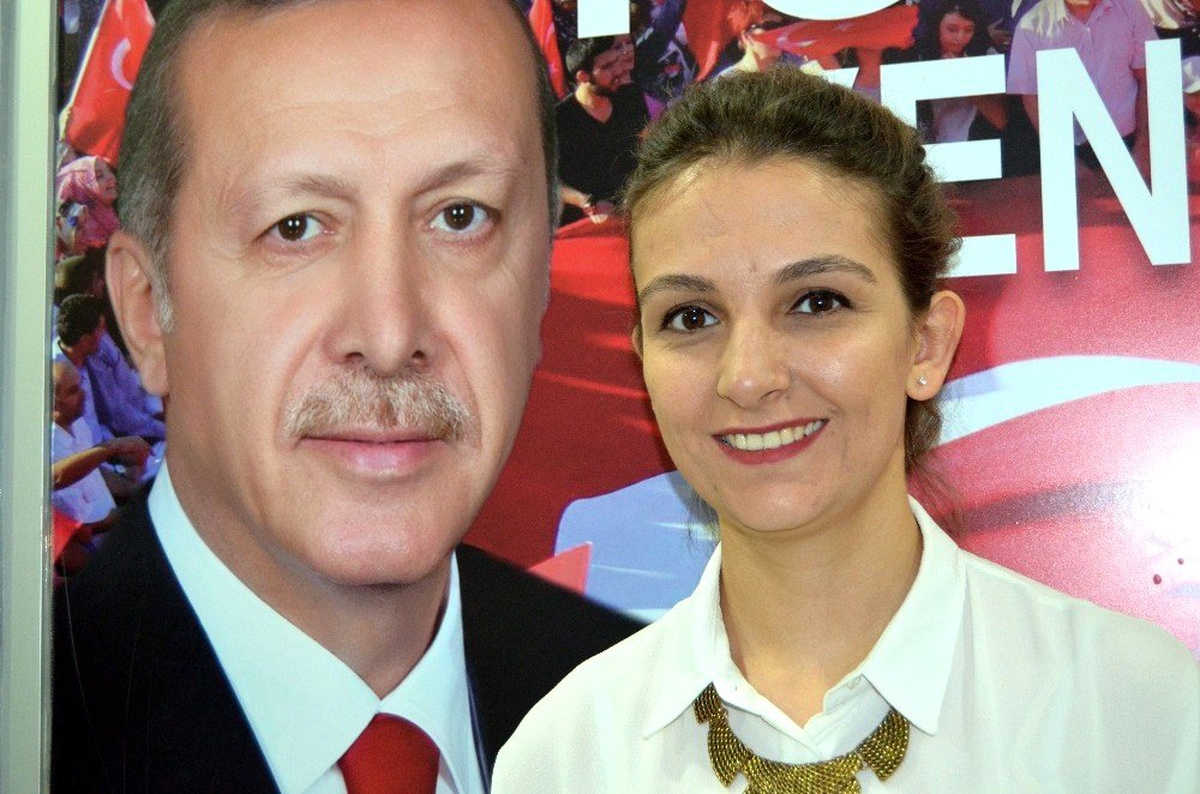 Esra Zeytin Sürücüoğlu, görevinden ayrıldı