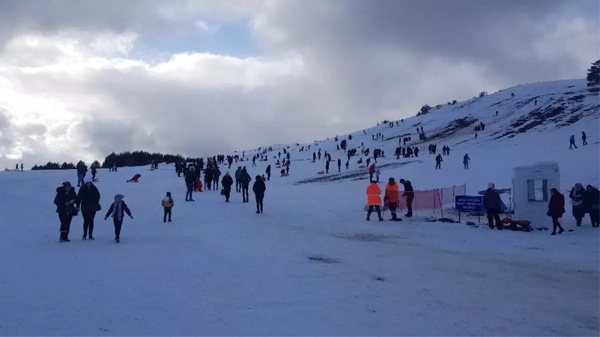 Keltepe kayak merkezi ilgi odağı oldu