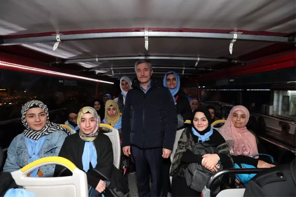 Şahinbey 164 öğrenciyi umreye uğurladı