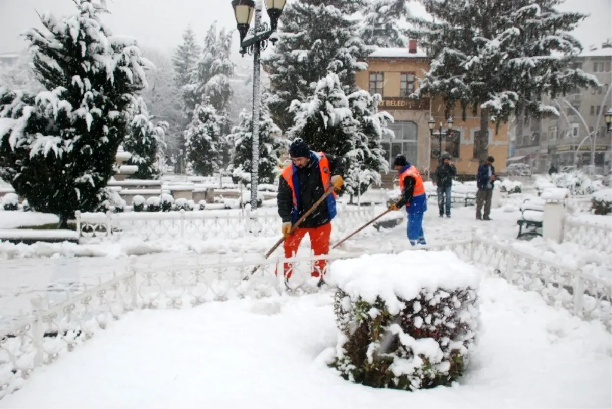 Tokat beyaza büründü