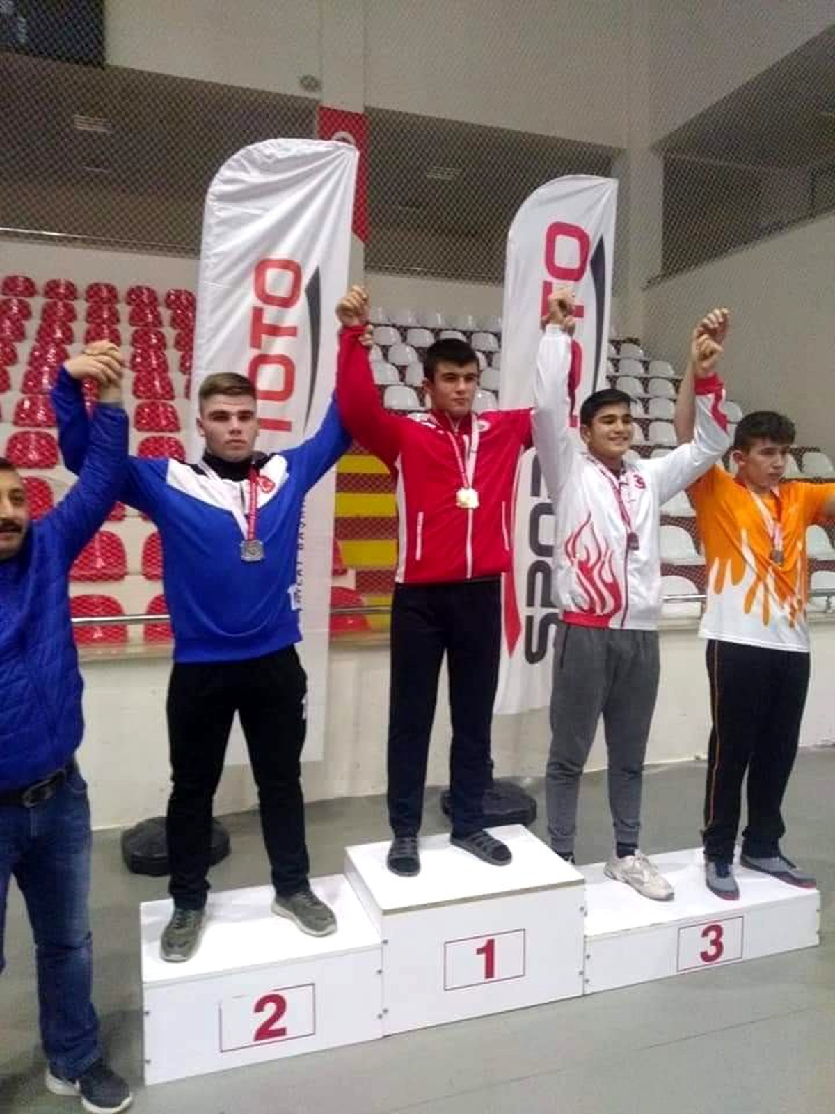 Tokat\'tan 19 güreşçi Türkiye Şampiyonası\'na vize aldı