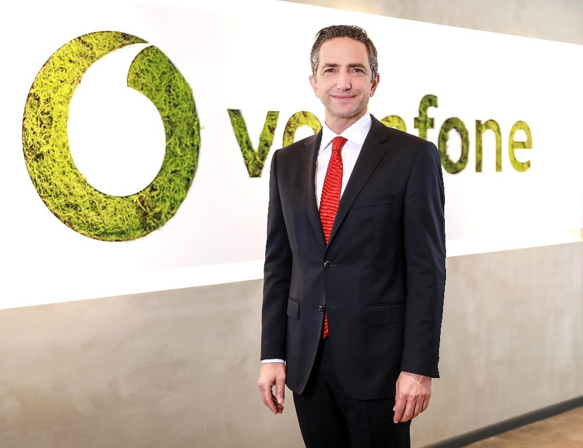 Vodafone Yanımda\'ya \'Yılın Mobil Uygulaması\' ödülü