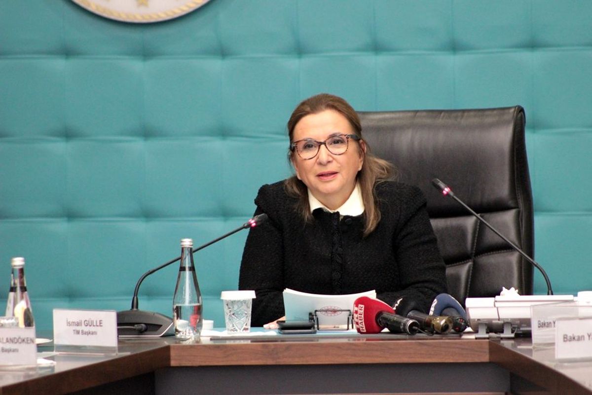 Bakan Pekcan\'dan ihracatçılara faiz müjdesi