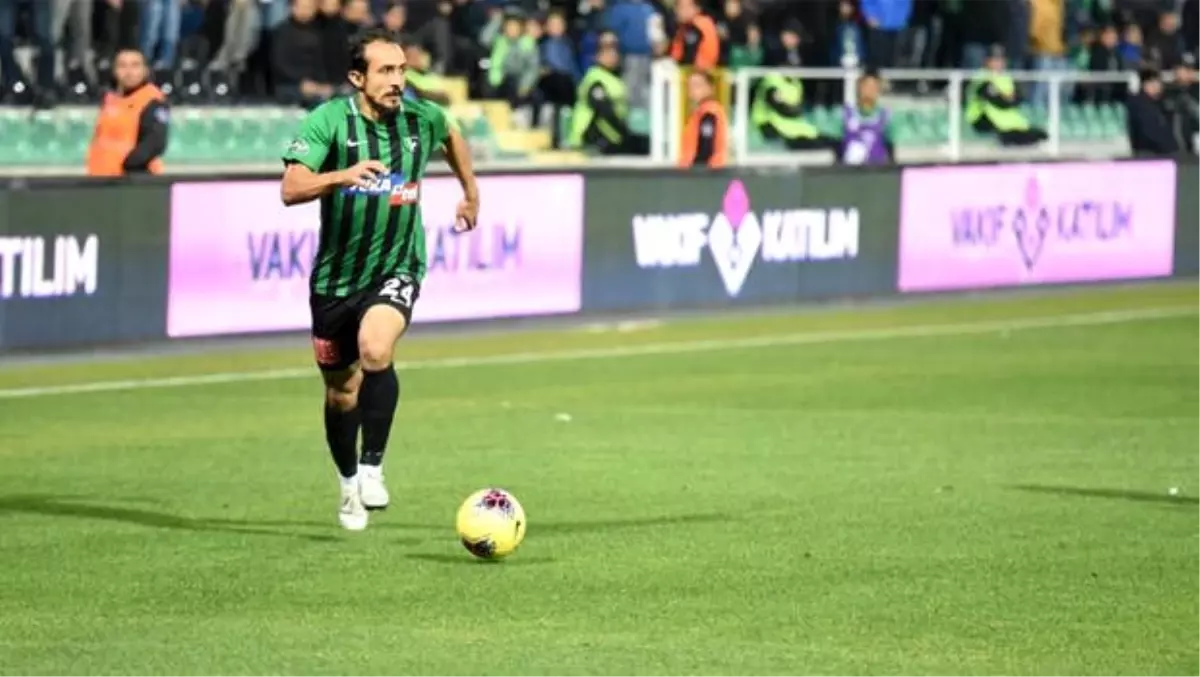 Denizlispor Burak Çalık\'ın sözleşmesini feshetti