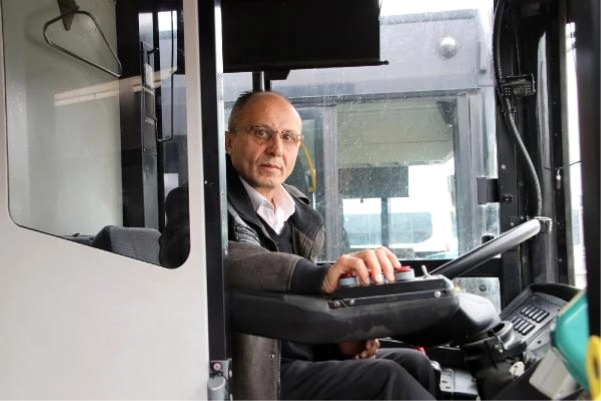Düzce\'de halk otobüs şoförü yaşanan kaza anını anlattı
