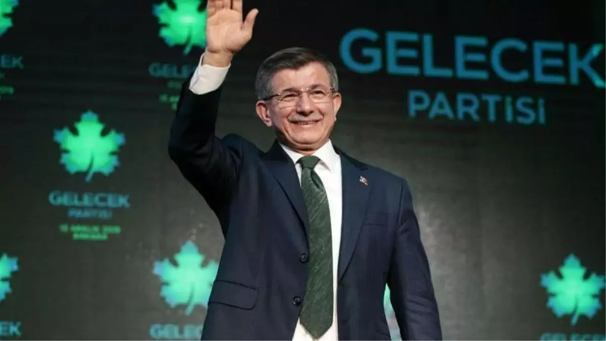 Eski Başbakan Davutoğlu\'nun kurucuları arasında olduğu Bilim ve Sanat Vakfı\'na kayyım atandı