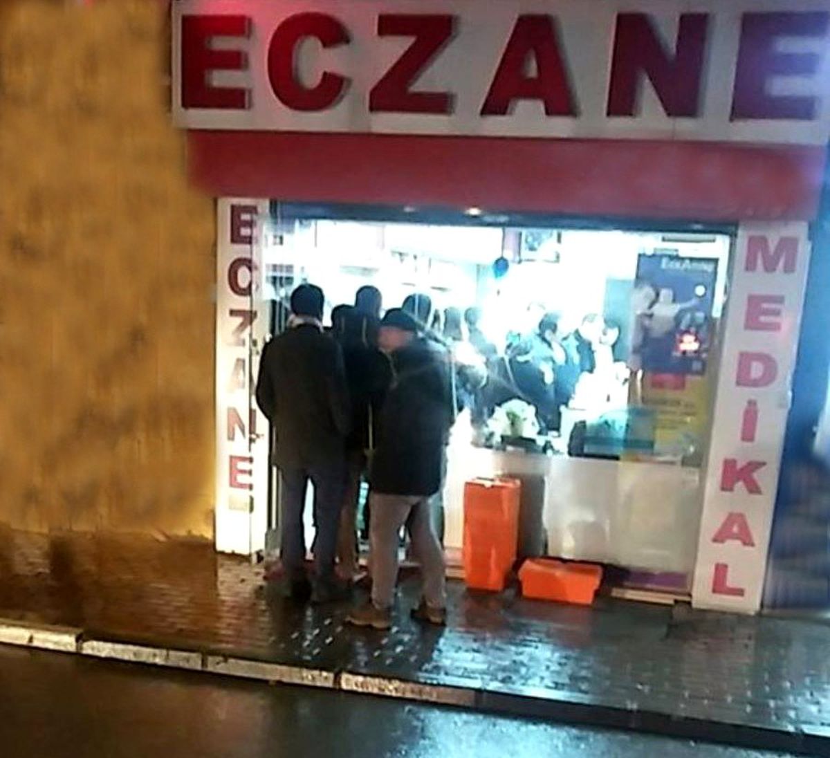 Gemliklilerin eczane isyanı