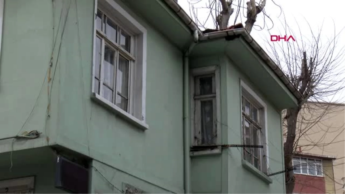 Orhan kemal\'in bir süre yaşadığı ev yıkılma tehlikesiyle karşı karşıya