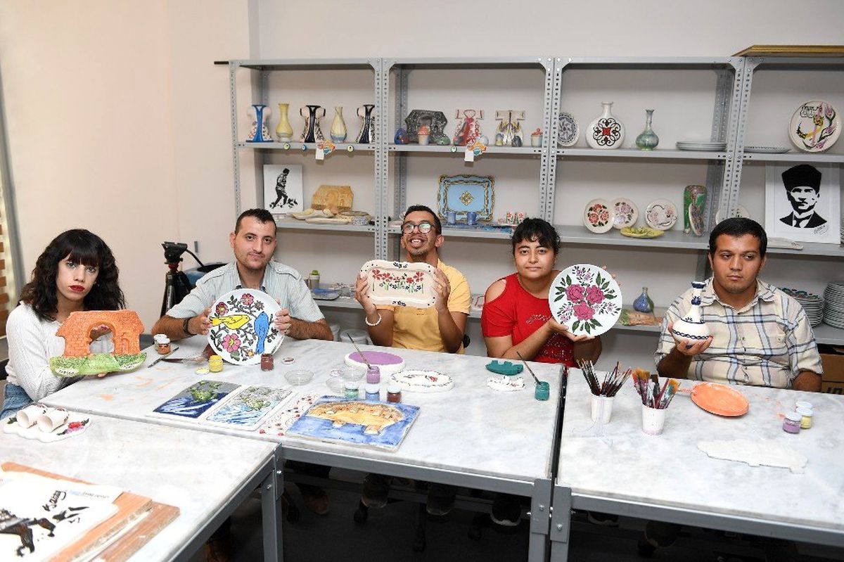 Seramik Kursuna engellilerden yoğun ilgi