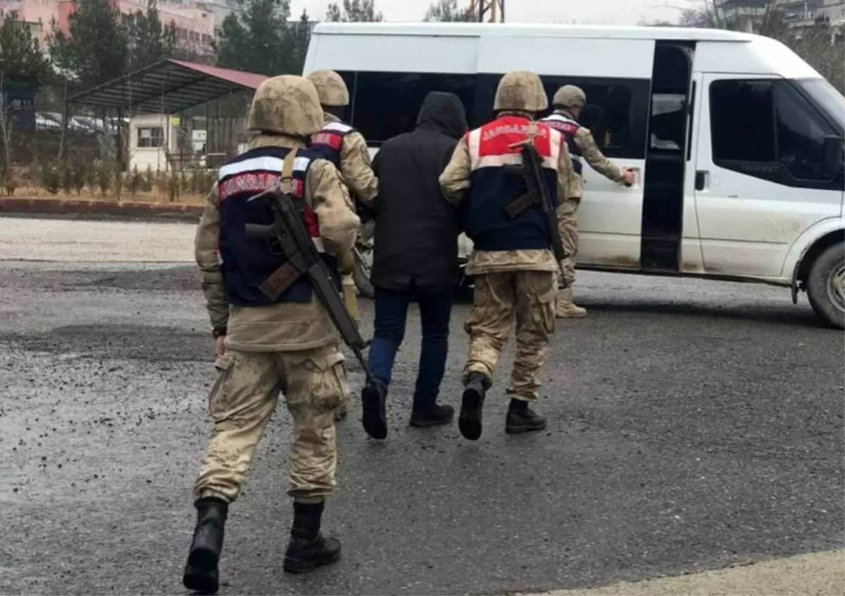 Sosyal medya üzerinden terör propagandası yapan 1 kişi gözaltına alındı