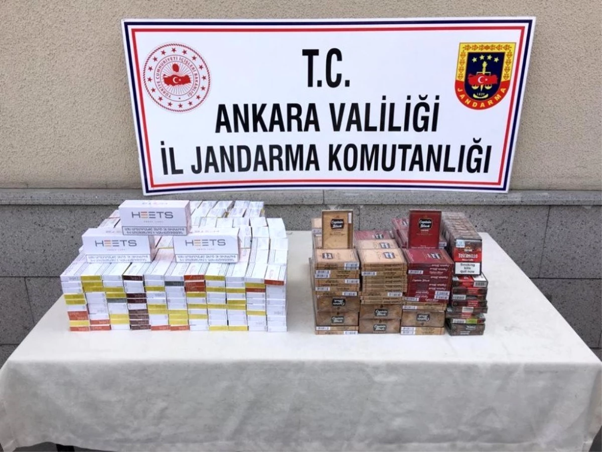 Ankara\'da yolcuların valizinden 660 paket kaçak sigara ve 290 paket pipo tütünü çıktı
