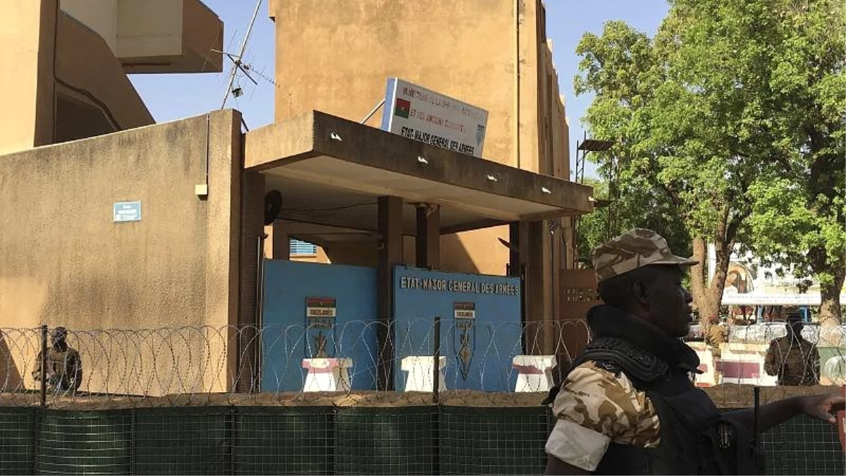 Burkina Faso\'da 2 köye yapılan silahlı saldırıda 36 kişi öldü