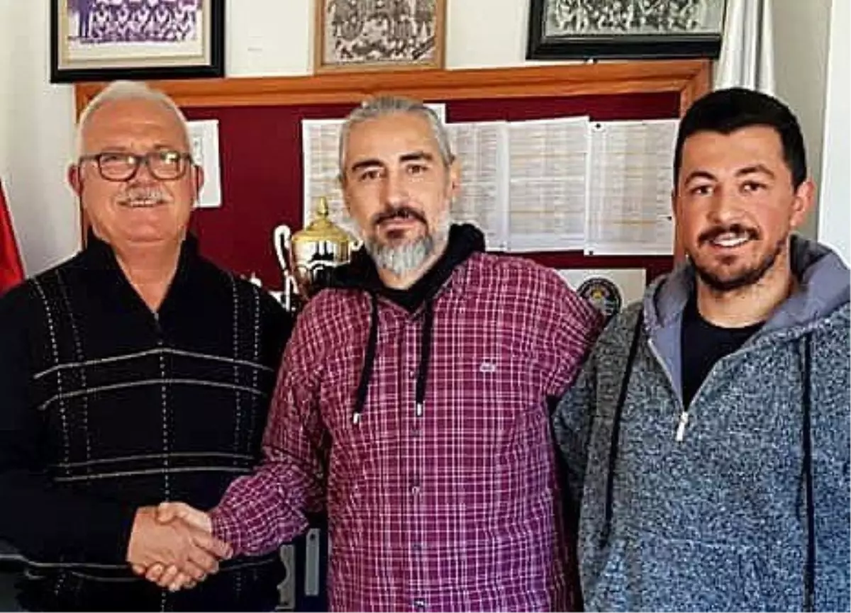 Çeşme Belediyespor olaylı maçın ardından teknik direktör değişikliğine gitti