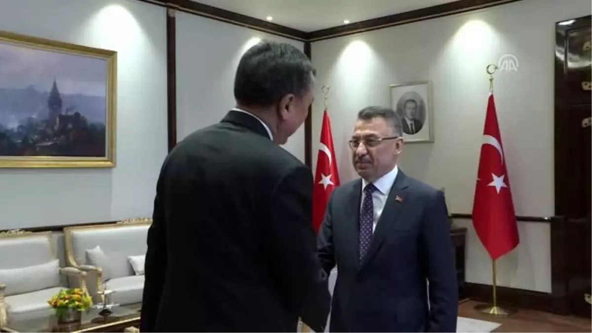 Cumhurbaşkanı Yardımcısı Oktay, Kırgızistan Büyükelçisi Ömüraliyev\'i kabul etti