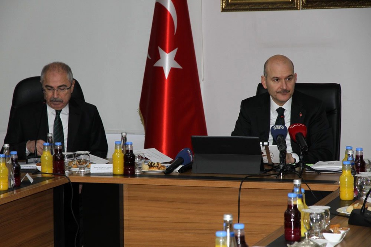 "Dicle\'nin, Fırat\'ın kuzularını uyuşturucu çakallarına kaptırmayalım"