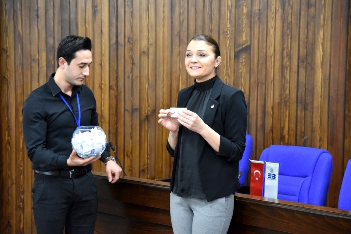 Edremit Belediyesi\'nden robotik kodlama eğitimi