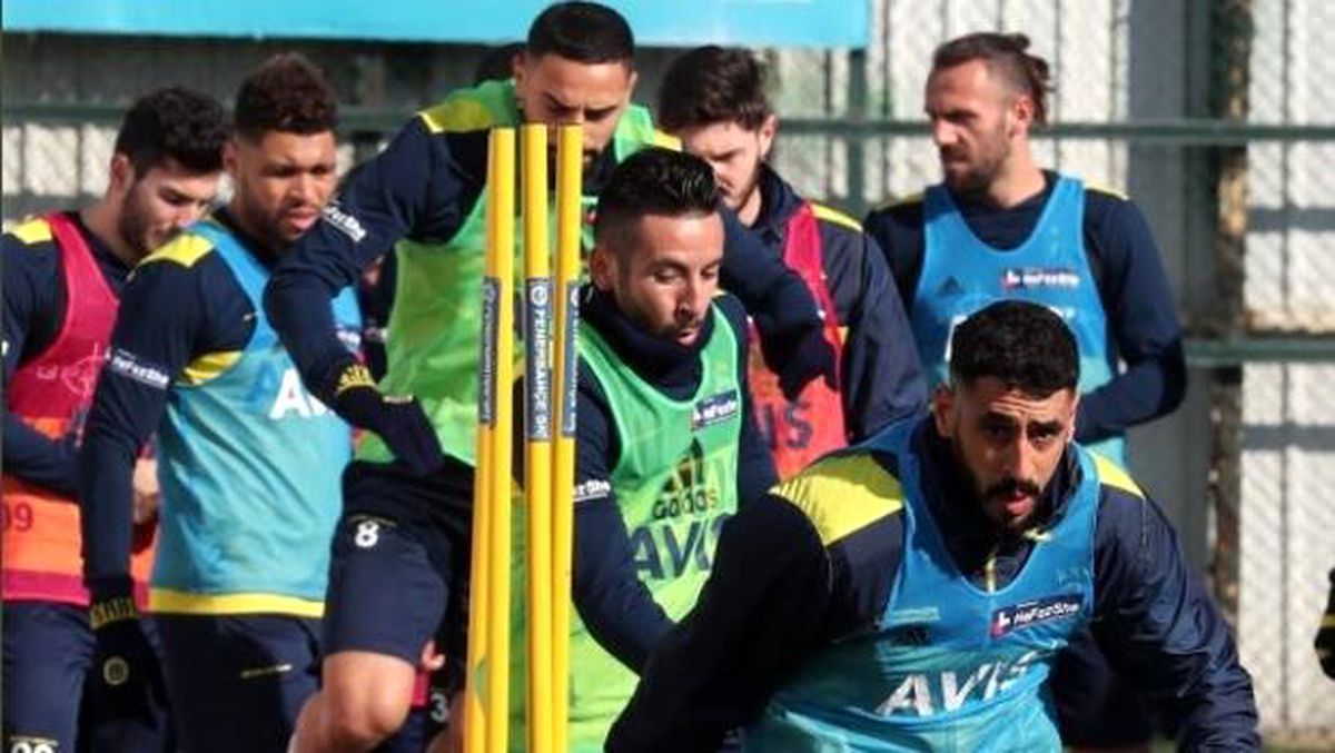 Fenerbahçe\'de Başakşehir mesaisi başladı