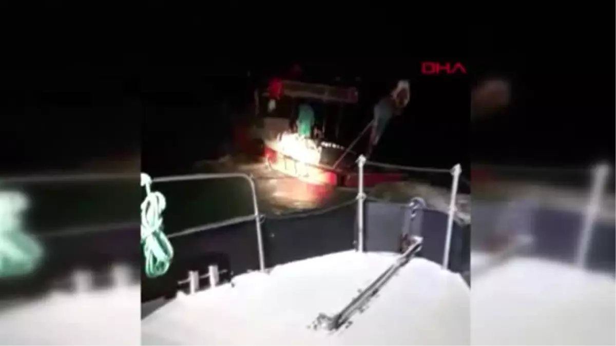 İzmir ege denizi\'nde yasak avlanan balıkçı kendini savundu, diğer balıkçılar ise tepki gösterdi