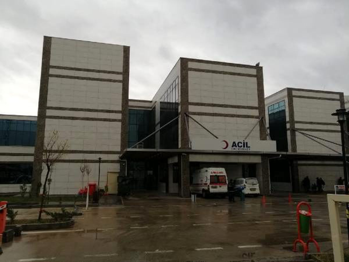 Metruk evde yaralı bulunan Muhammed, hastanede kurtarılamadı
